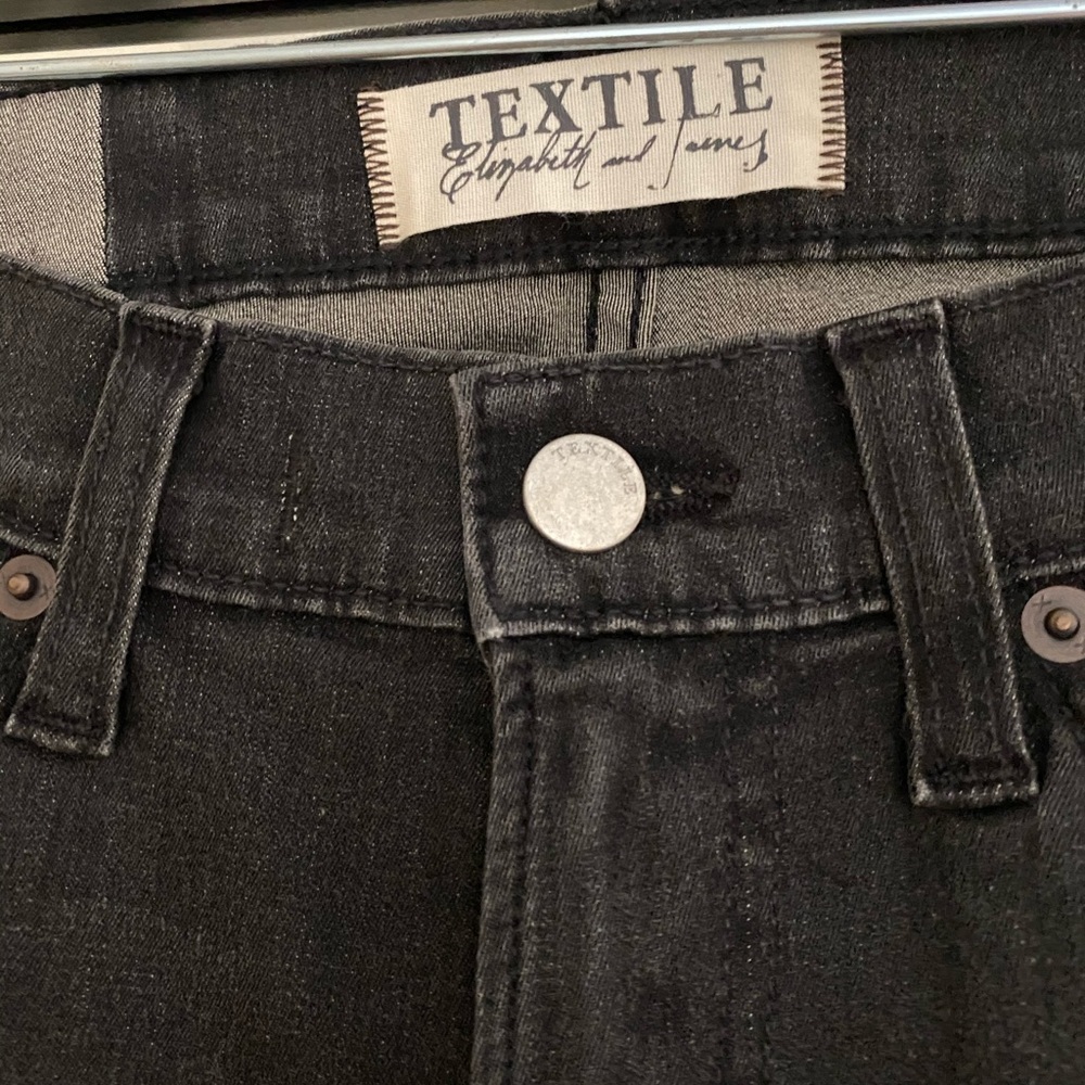 TEXTILE Elizabeth & James Taylor Jeans - Picture 5 of 8